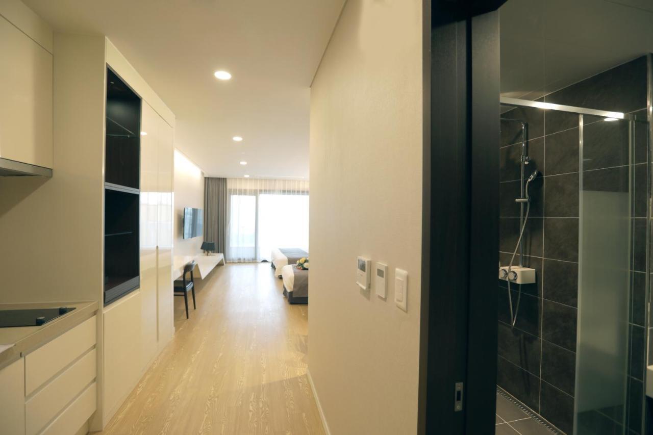 The Qube Resort Jeju Seogwipo Exterior photo