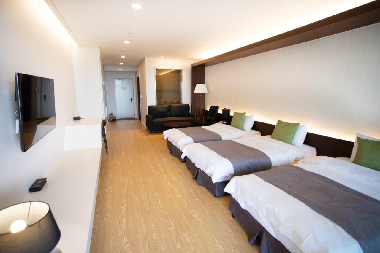 The Qube Resort Jeju Seogwipo Exterior photo