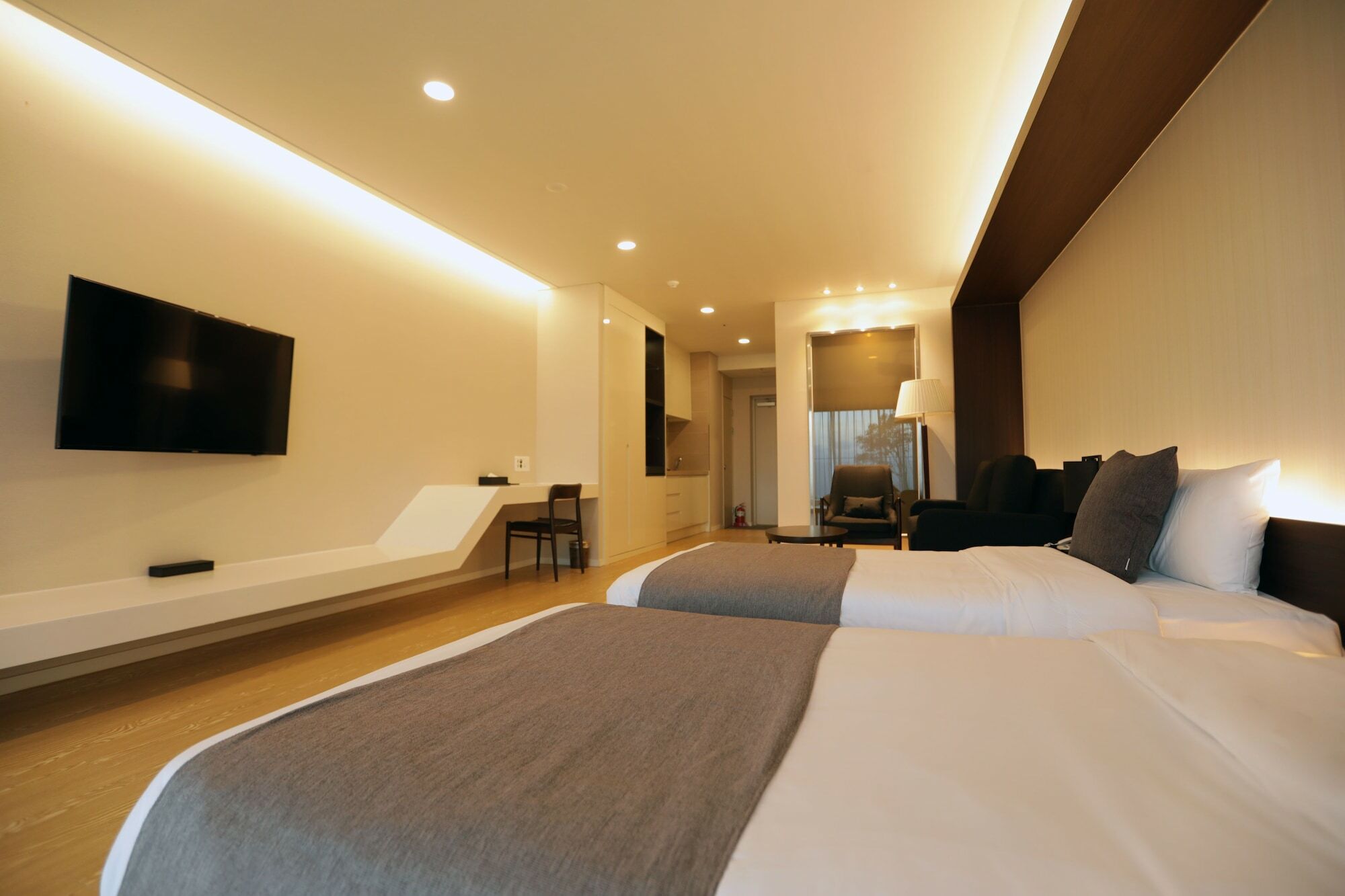 The Qube Resort Jeju Seogwipo Exterior photo